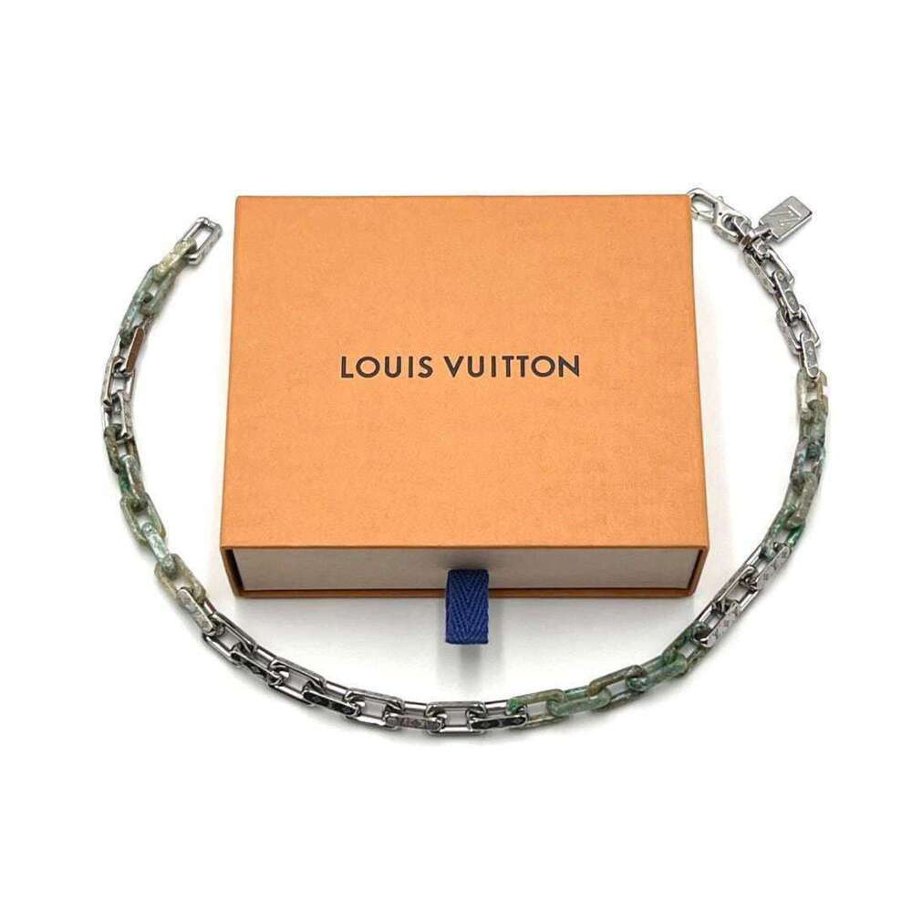 LOUIS VUITTON Monogram Necklace - Picture 2 of 9